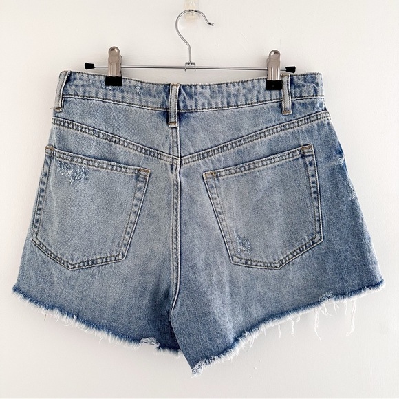 Signature 8 Destroyed Denim Cut Off Shorts - Picture 4 of 7